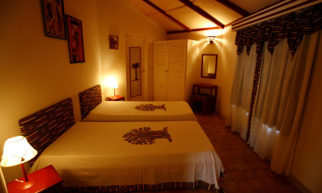 Diamarek Hotel Sur La Plage Saint-Louis Ngoại thất bức ảnh