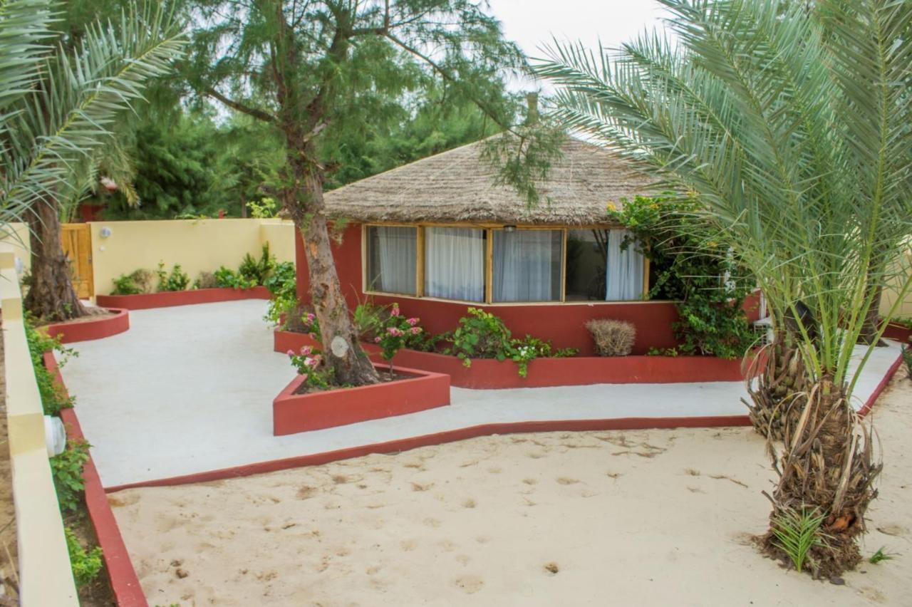 Diamarek Hotel Sur La Plage Saint-Louis Ngoại thất bức ảnh